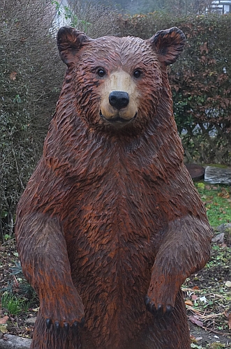 br grizzly motorsgenkunst kettensgenkunst schnitzen holzwerker jochen adam holz