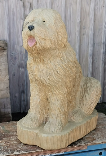 hund old english sheepdog bobtail motorsäge kettensägenkunst holz schnitzen jochen adam holzwerker geschnitzt  chainsaw carving