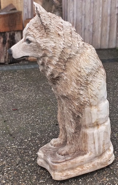 wolf holz geschnitzt motorsge kettensge kunst holzwerker